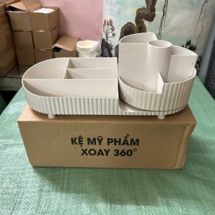 kệ mĩ phẩm xoay 360 độ