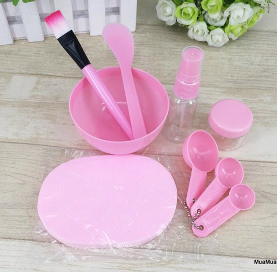 CHÉN TRỘN MỸ PHẨM 9 MÓN