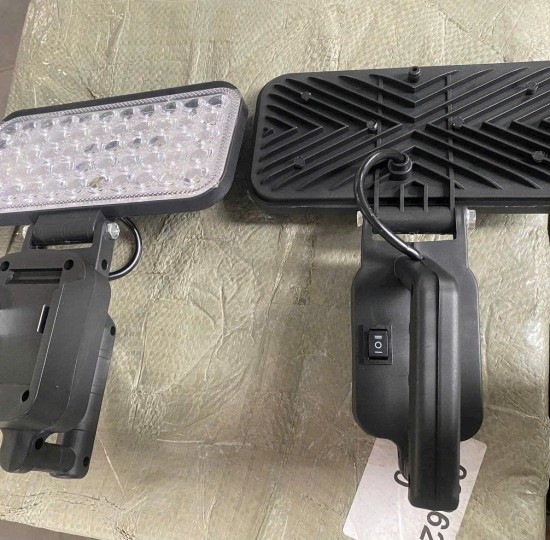 đèn 55 bóng LED (ko kèm pin)