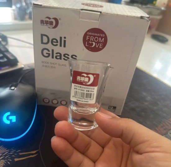 hộp 12 ly rượu thủy tinh Y3002