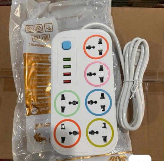 ổ điện J06U (6 lỗ 4 cổng usb)
