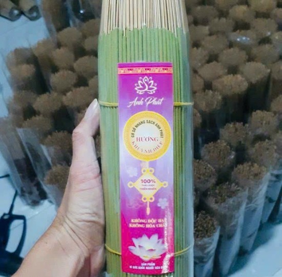 NHANG KHUYNH DIỆP BÓ 1KG 4 TẤC