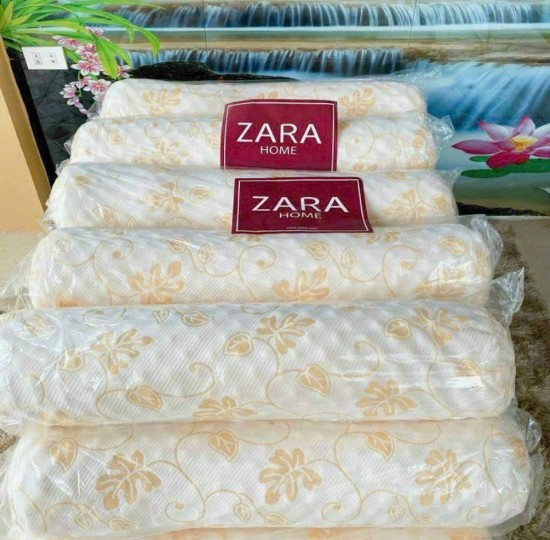 GỐI ÔM ZARA DÀI