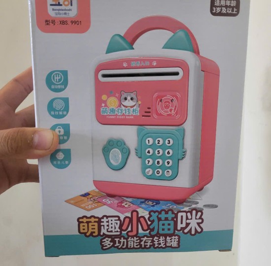 KÉT SẮT HÌNH THÚ CÓ TAI MÈO SỬ DỤNG MẬT KHẨU
