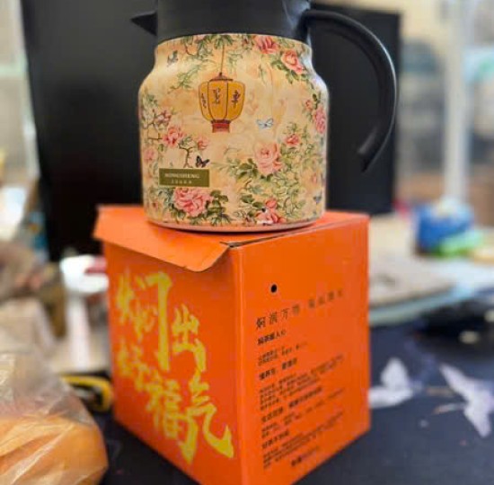 BÌNH Ủ TRÀ 1000ML HOA 3D